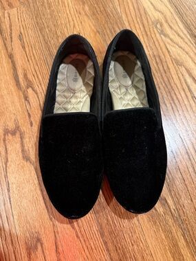 Birdies Black Velvet Slip-On Loafers